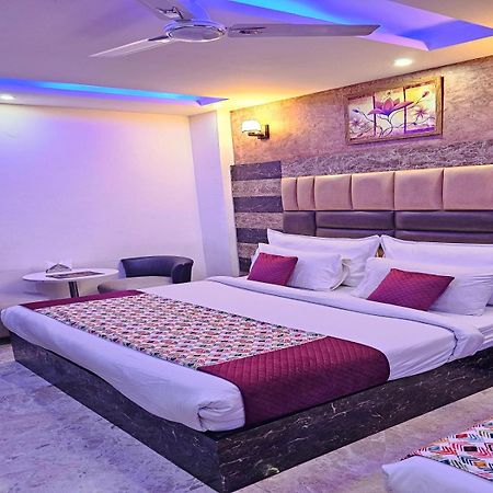 Hotel Tu Casa International Near Delhi Airport New Delhi Exteriör bild