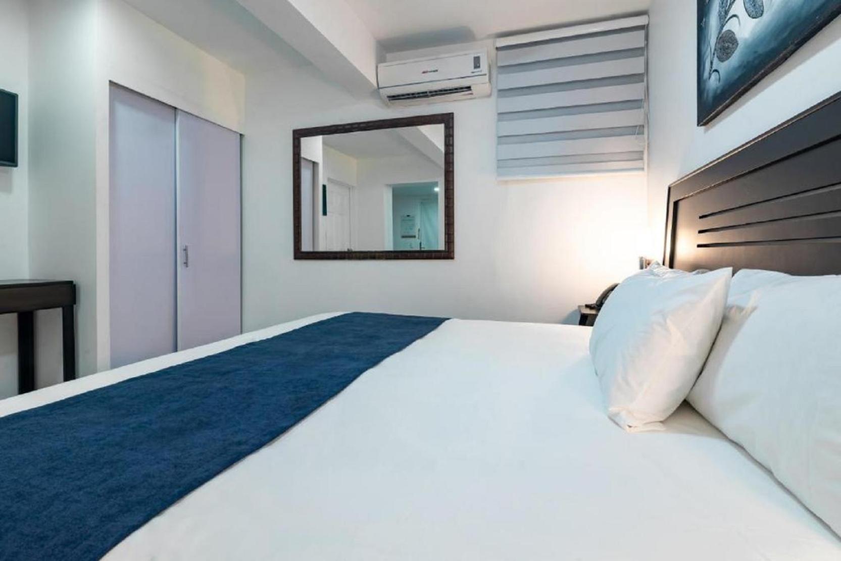 Hotel Tu Casa International Near Delhi Airport New Delhi Exteriör bild