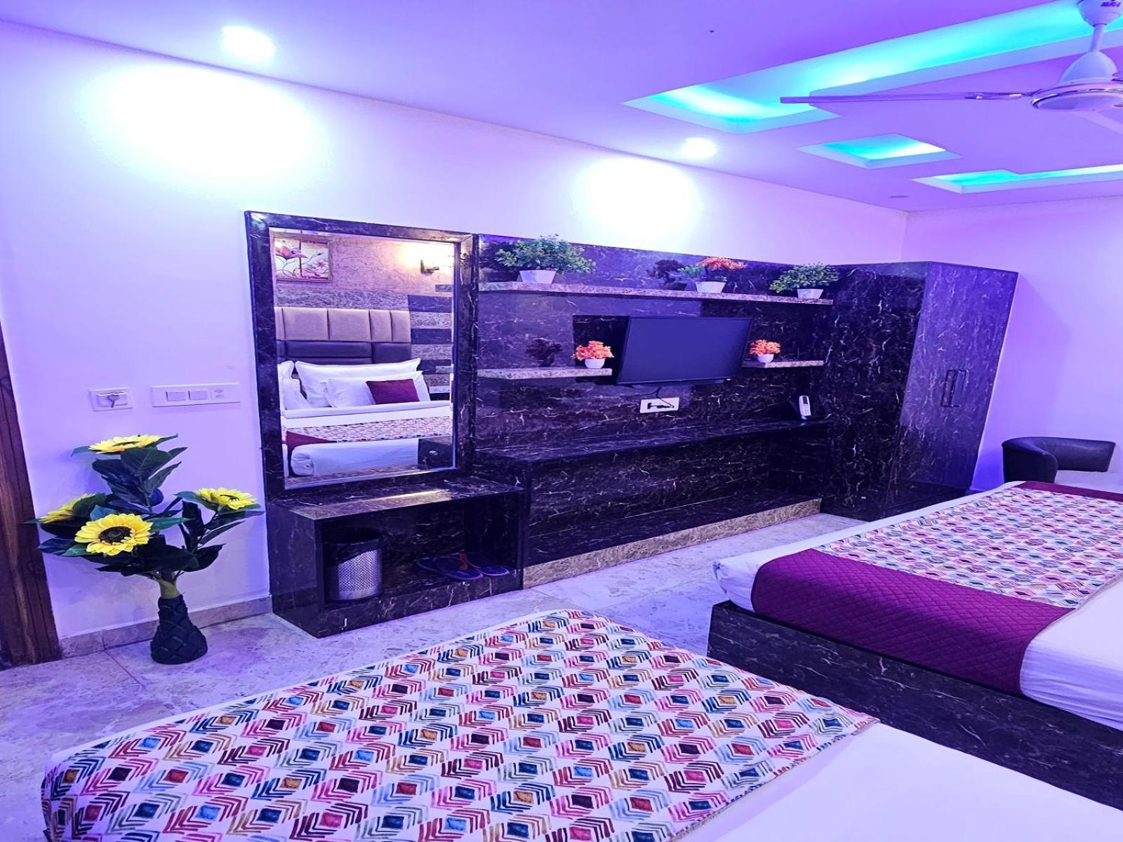 Hotel Tu Casa International Near Delhi Airport New Delhi Exteriör bild
