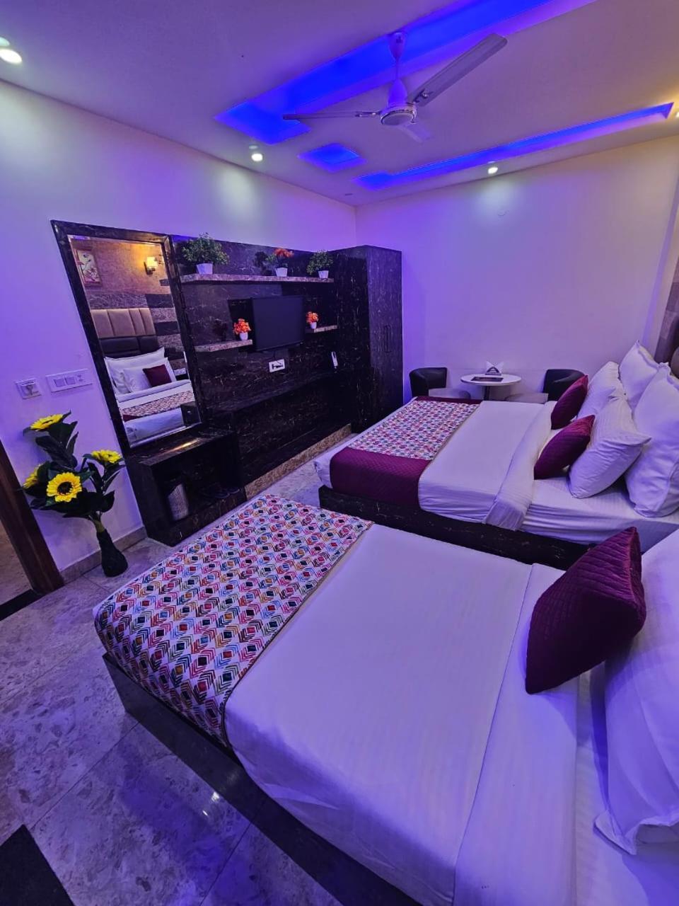 Hotel Tu Casa International Near Delhi Airport New Delhi Exteriör bild